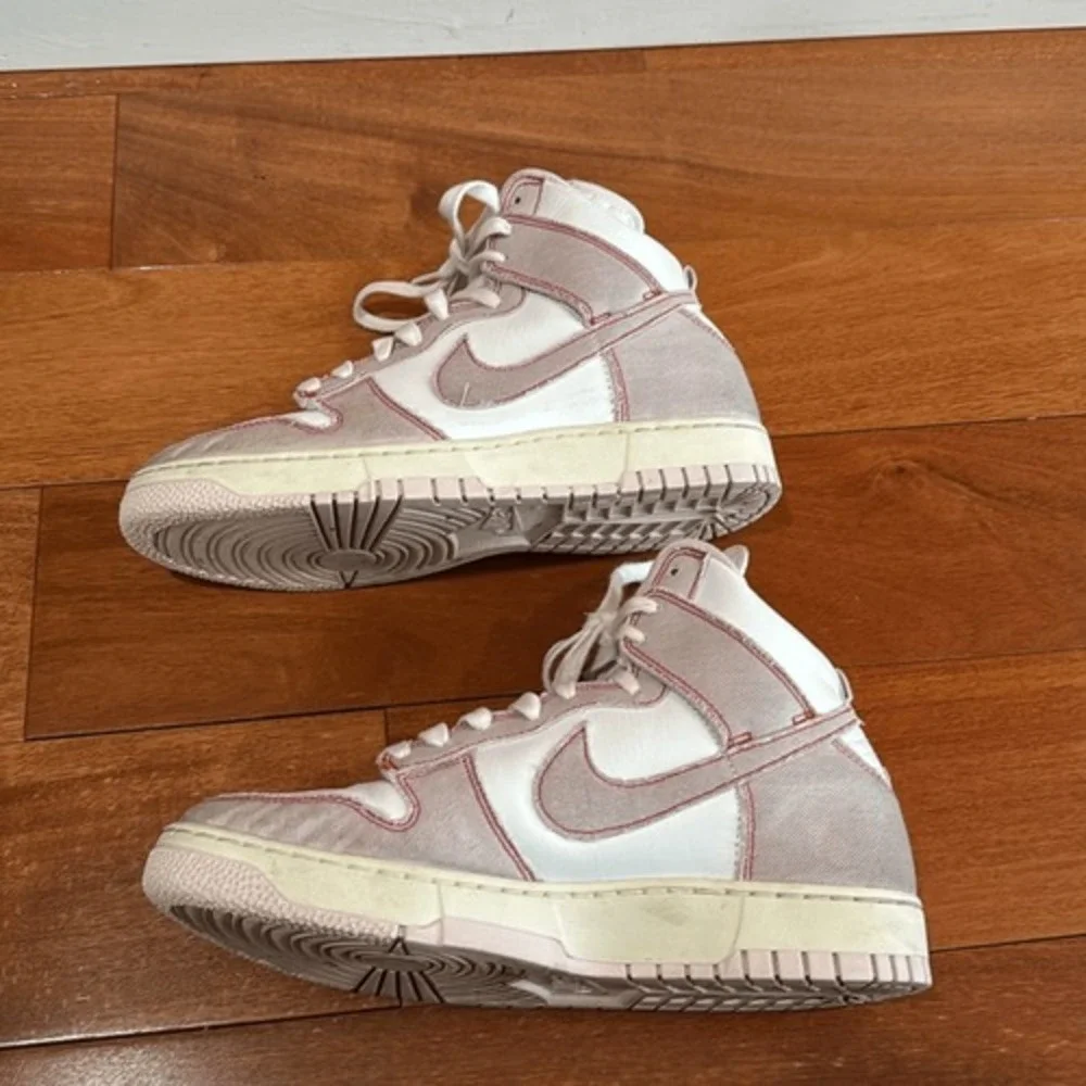 Nike Dunk High 1985 Barely‎ Rose Men's DQ8799-100 Size 9.5